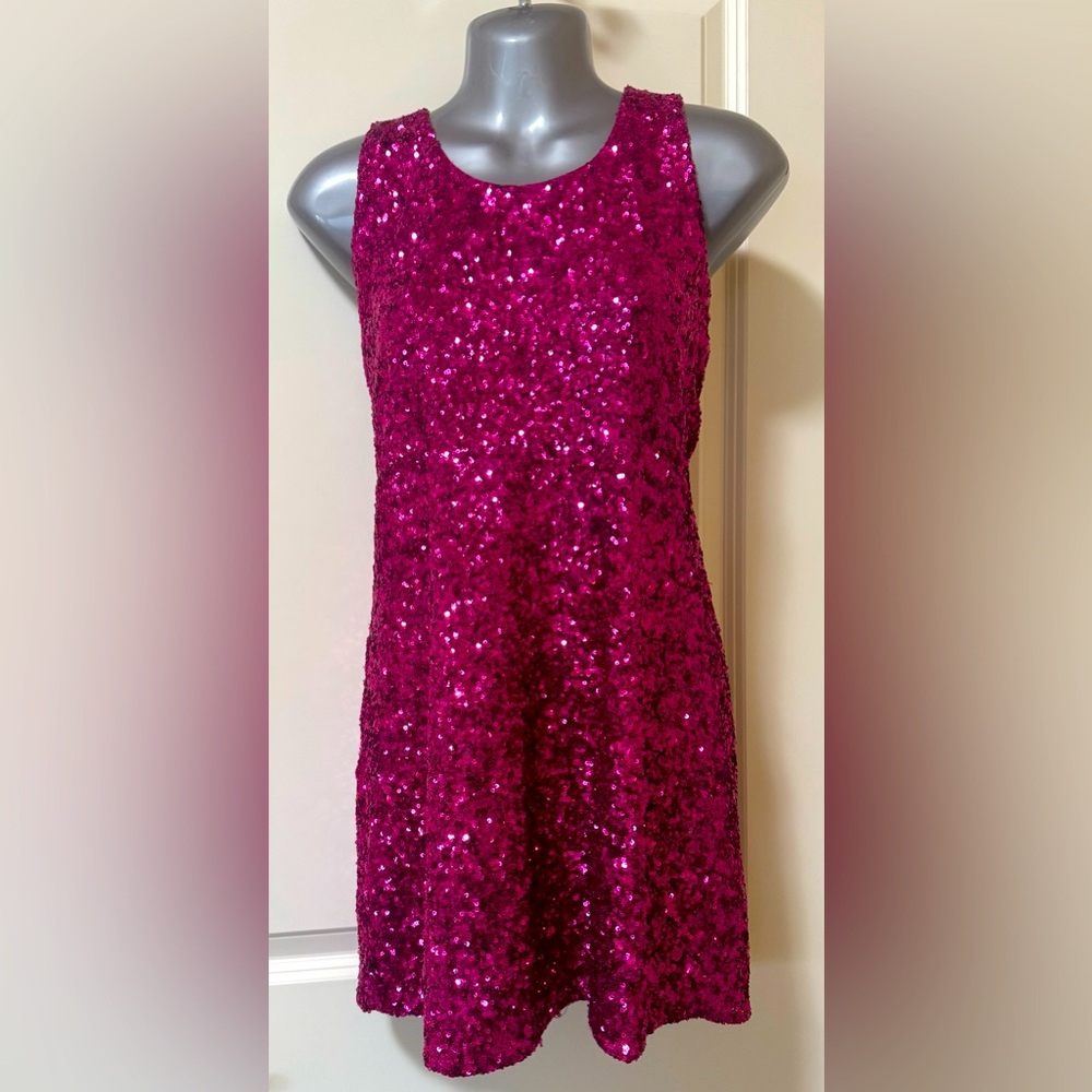 alice & olivia pink sequin bodycon mini dress. Size small.